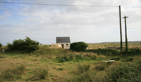  Ruined Cottage & Caravan